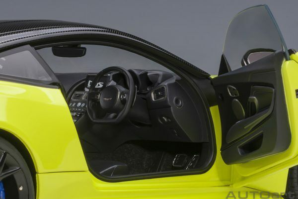1/18 Autoart Aston Martin DBS Superleggera Lime Essence