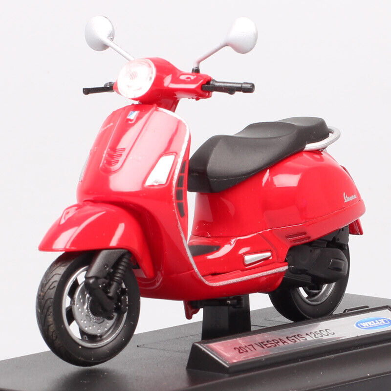 1:18 Welly 2017 Vespa GTS 125cc motorcycle diecast Scooter bike model