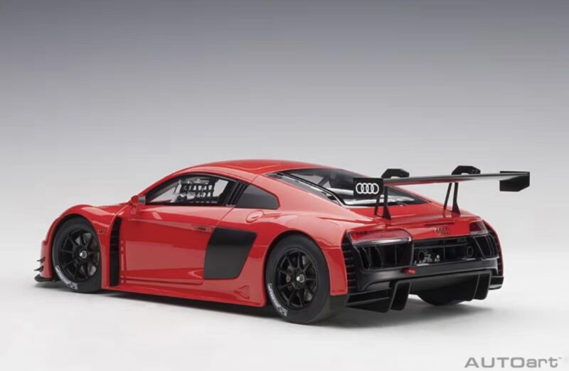 Autoart Audi R8 LMS 1:18 Model Car Plain Color Version Red 81601