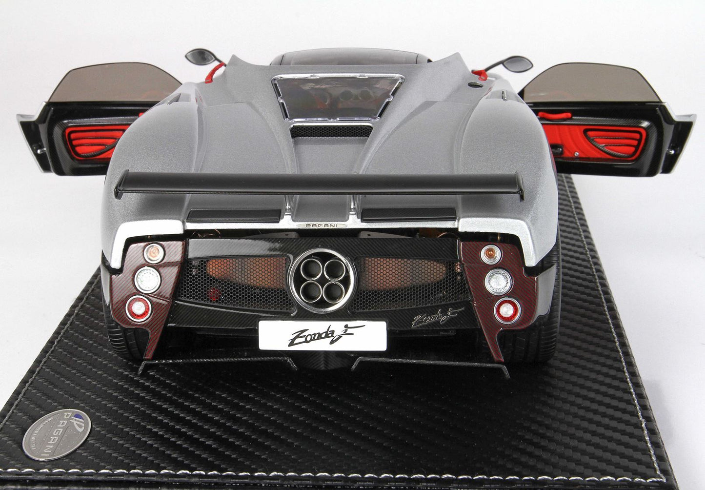 BBR 1/18 Pagani Zonda F 2005 Mercurio Grey Metallizzato Limited 100 Pieces