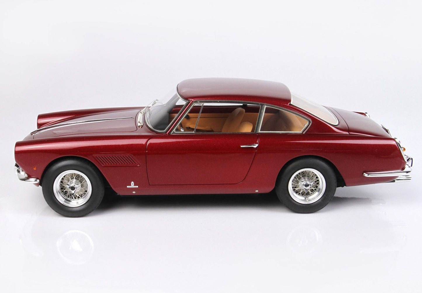 BBR 1/18 Ferrari 250 GT 2+2 I Series 1960 - Chassis S/N 2169 - Resin Model- metallic red rubin color