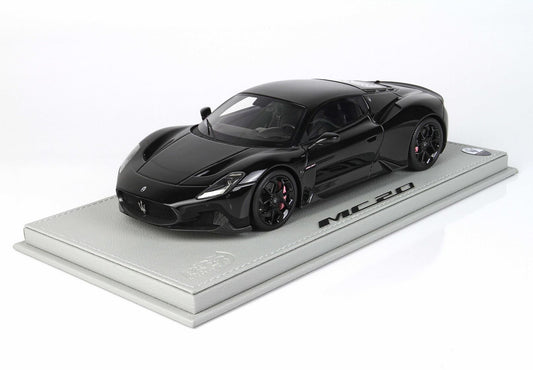 BBR 1/18   Maserati MC20 2020 special edition with Display Case - resin model