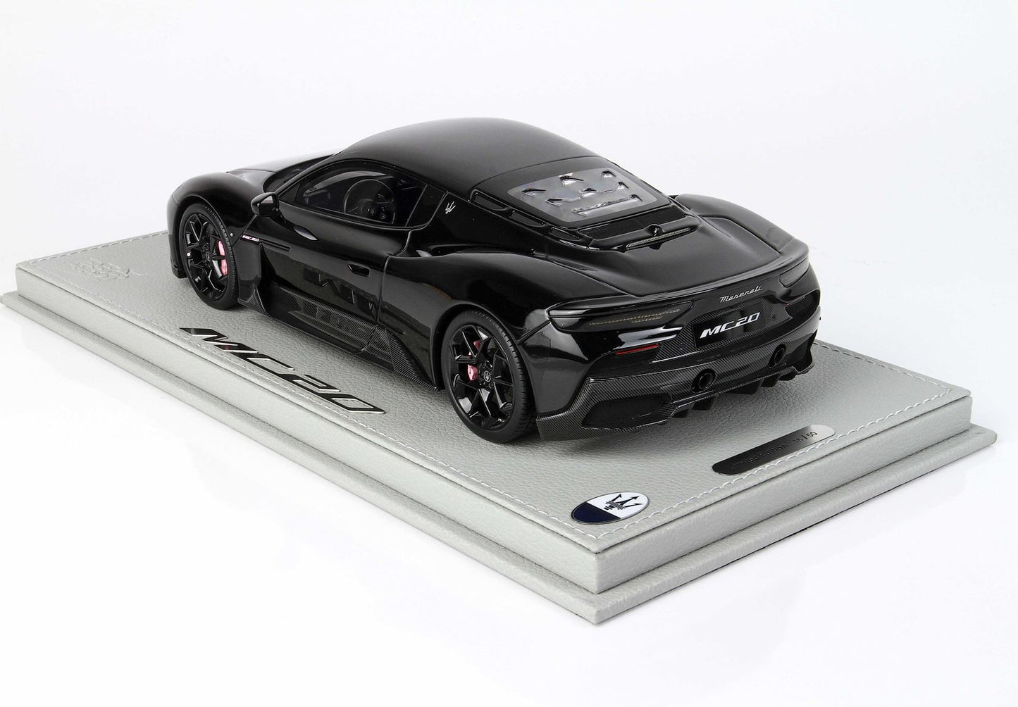 BBR 1/18   Maserati MC20 2020 special edition with Display Case - resin model