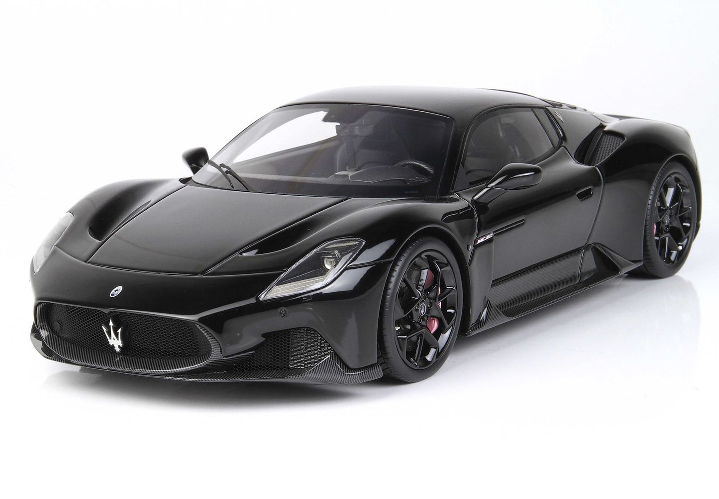 BBR 1/18   Maserati MC20 2020 special edition with Display Case - resin model