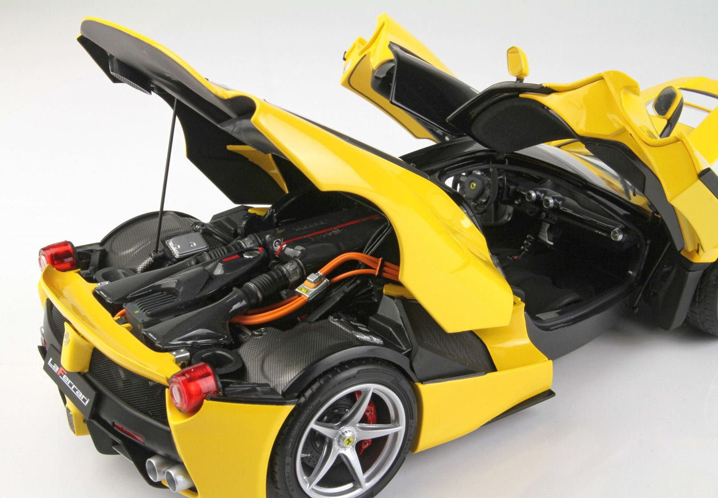 BBR 1/18 Ferrari LaFerrari DIE CAST Yellow Modena