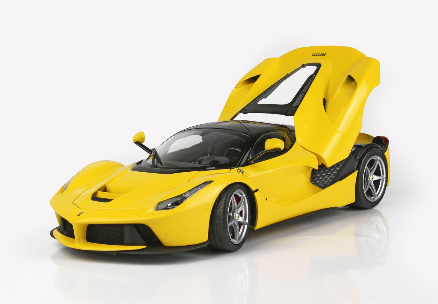 BBR 1/18 Ferrari LaFerrari DIE CAST Yellow Modena