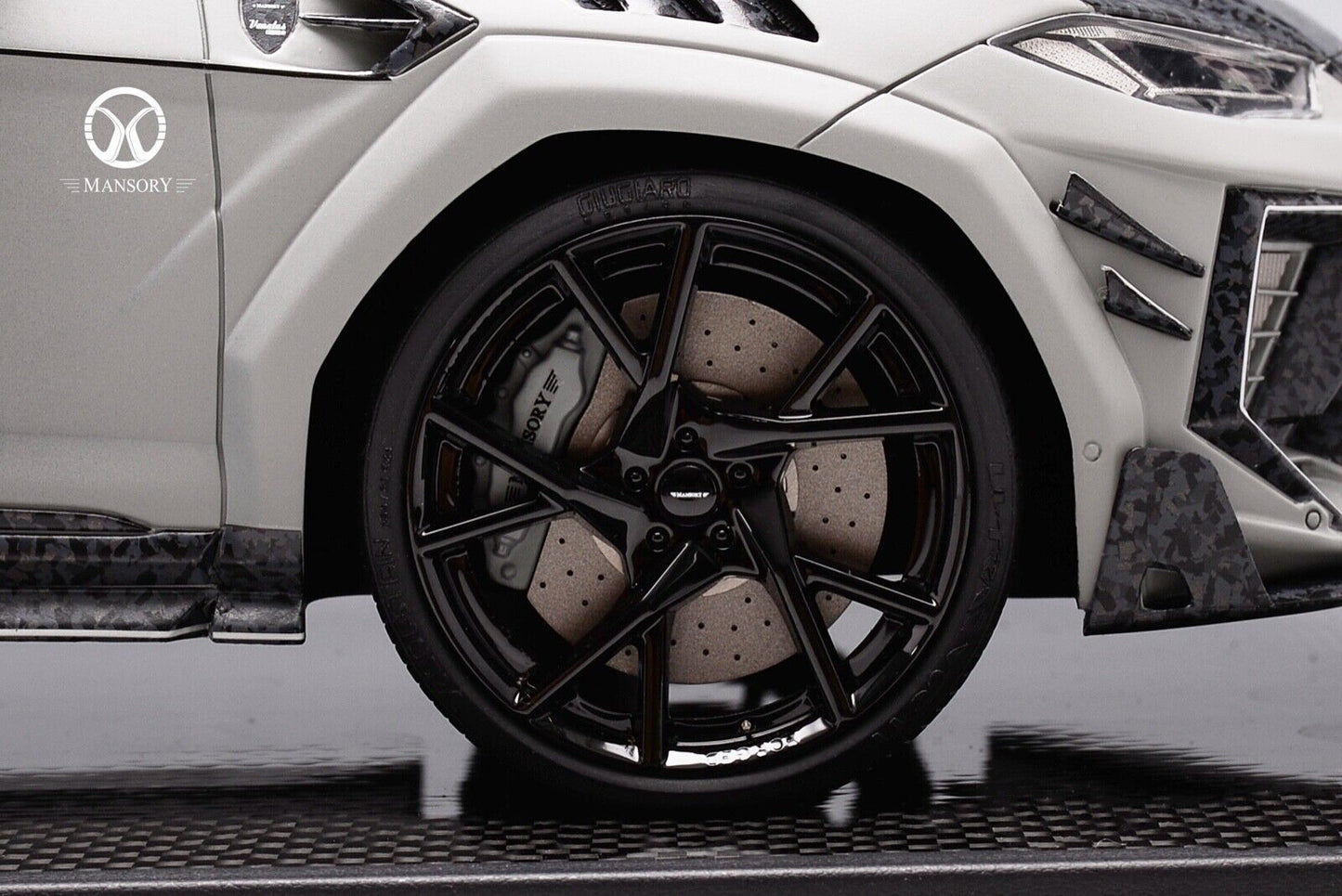 Timothy & Pierre 1/18 Lamborghini Urus Mansory in Grey to Black 99 pieces