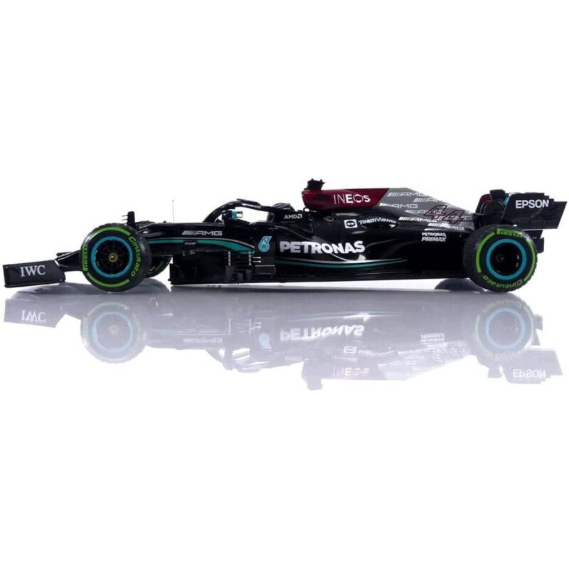 1/18 Minichamps F1 Lewis Hamilton 2021 Russian GP Mercedes Model RaceCar