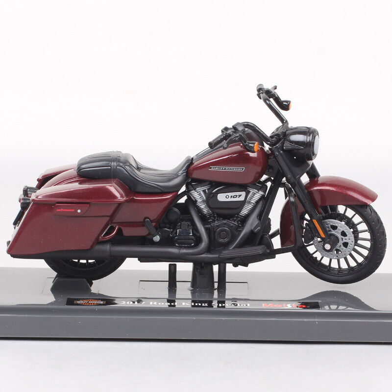 1/18 Maisto 2017 HD Harley Road King Special motorcycle Model