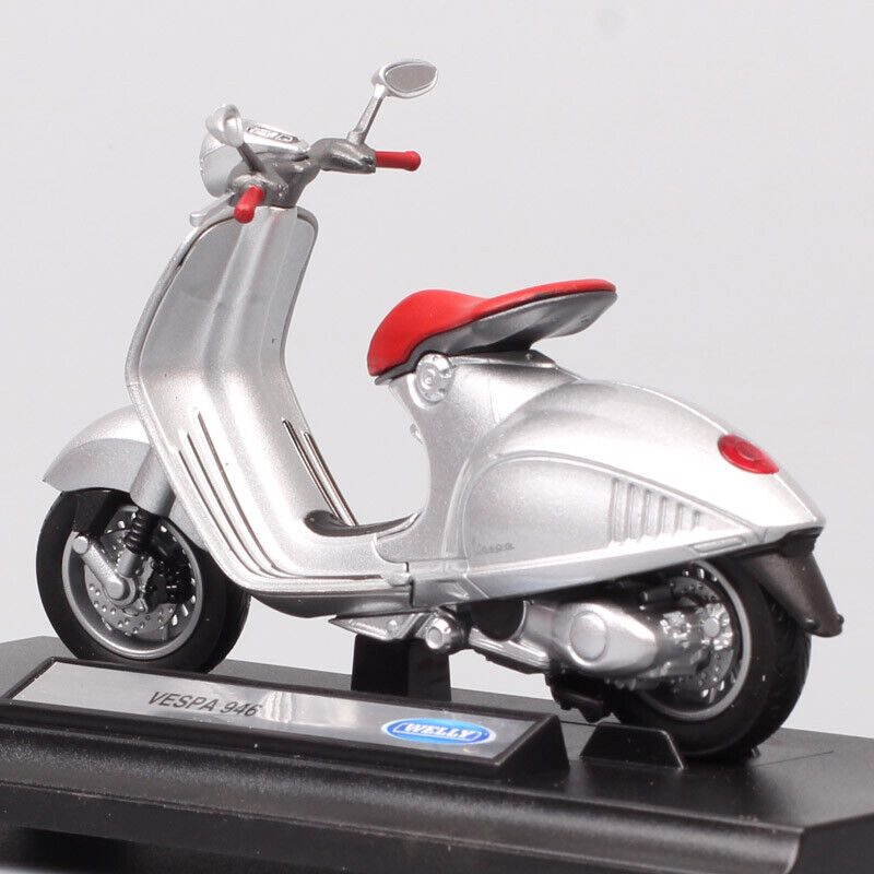 1:18 Welly 2014 Piaggio Vespa 946 Scooter motorcycle Diecast model