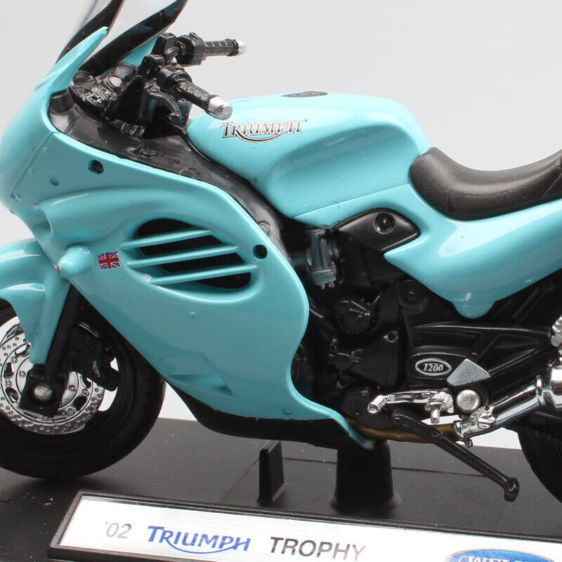 1/18 Welly scale 2002 Triumph Trophy touring motorcycle Diecast