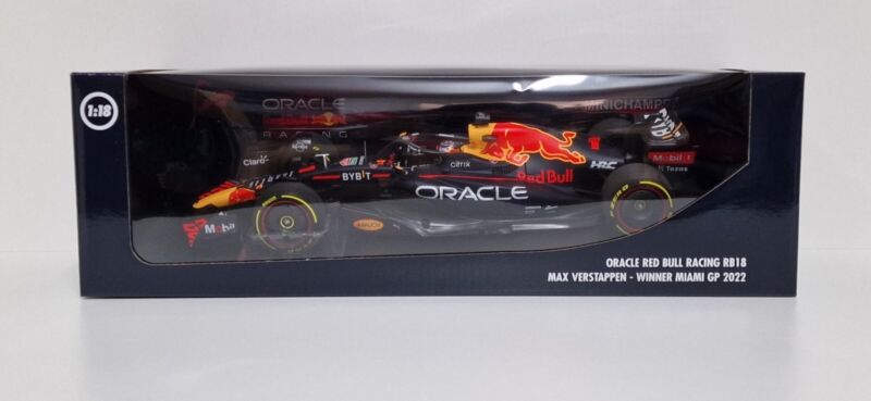 1/18 MINICHAMPS Formula 1 Red Bull RB18 Verstappen Miami 2022