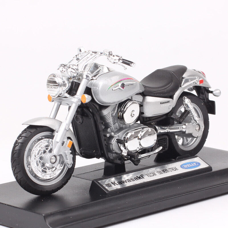 1/18 Welly 2002 Kawasaki Vulcan 1500 Mean Streak Motorcycle Diecast