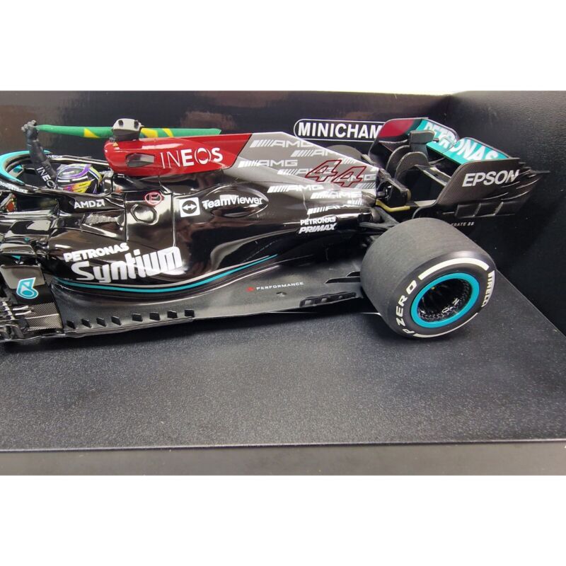 1/18 Minichamps F1 Lewis Hamilton 2021 Brazilian GP Mercedes Model RaceCar