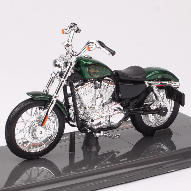 Maisto 1/18 2012 Harley XL 1200V 72 SEVENTY-TWO Sportster Motorcycle Toys Green