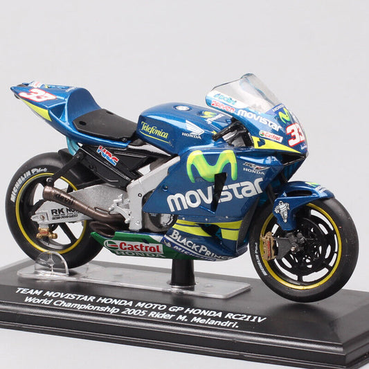 1/22 Italeri Honda RC211V Racer Marco Melandri No#33 motorcycle model toy 2005