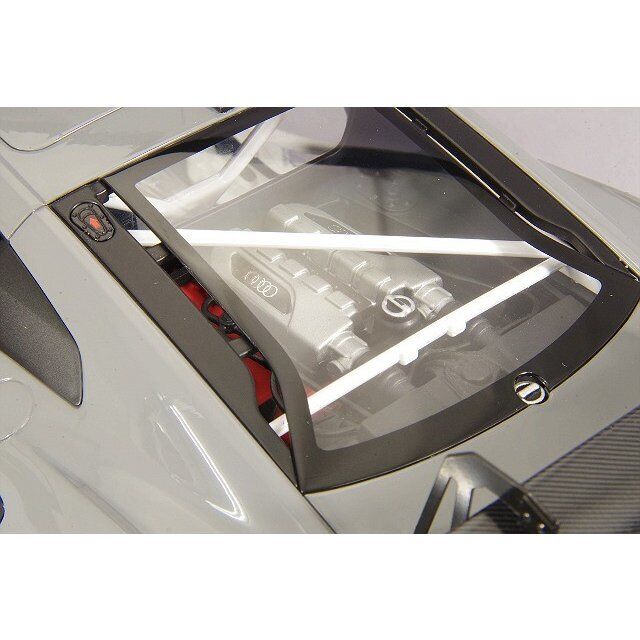 Autoart 1/18 Composite Audi R8 LMS 2018 Gray