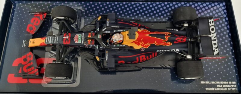 1/18 MINICHAMPS F1 Red Bull Honda RB16B Verstappen Abu Dhabi 2021