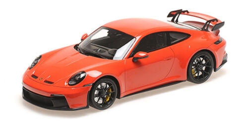 Minichamps 1:18 PORSCHE 911 (992) GT3 ORANGE WITH BLACK WHEELS 2021