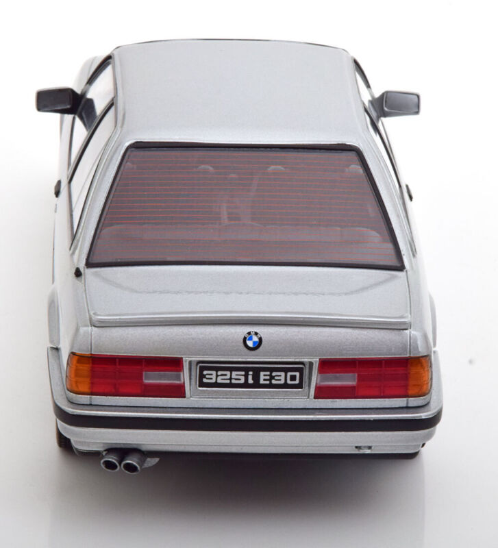 KK-Scale 1:18 BMW 325i E30 M-PACKAGE 1 SILVER 1987 diecast model