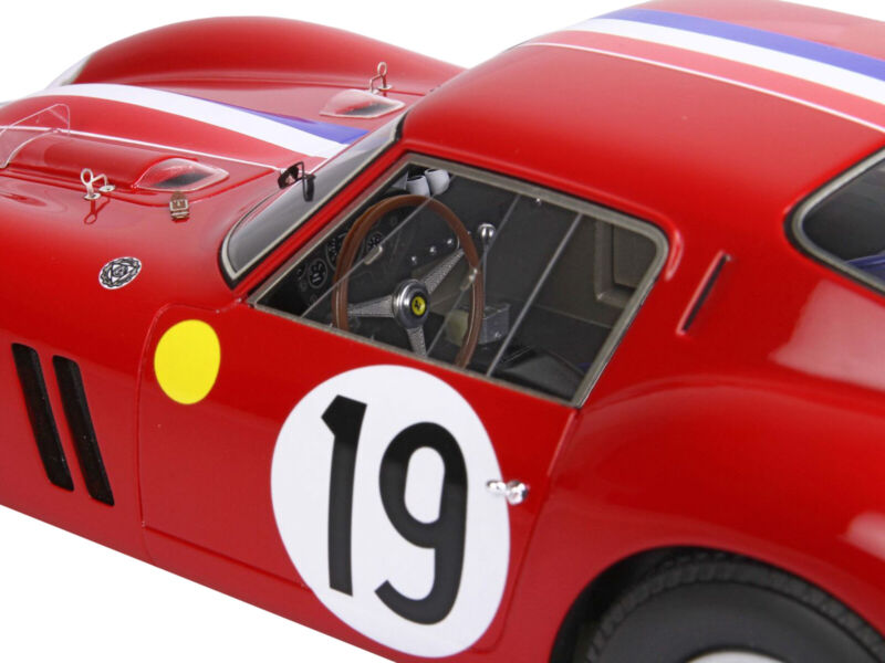 FERRARI 250 GTO #19 2ND PLACE 24H LE MANS 1962 & DISPLAY CASE 1/18 CAR BBR 1854