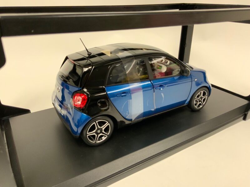 1/18 Norev Smart Forfour from 2015 in Black and Blue 183435 NC1153 $149.95 ModelCarsHub