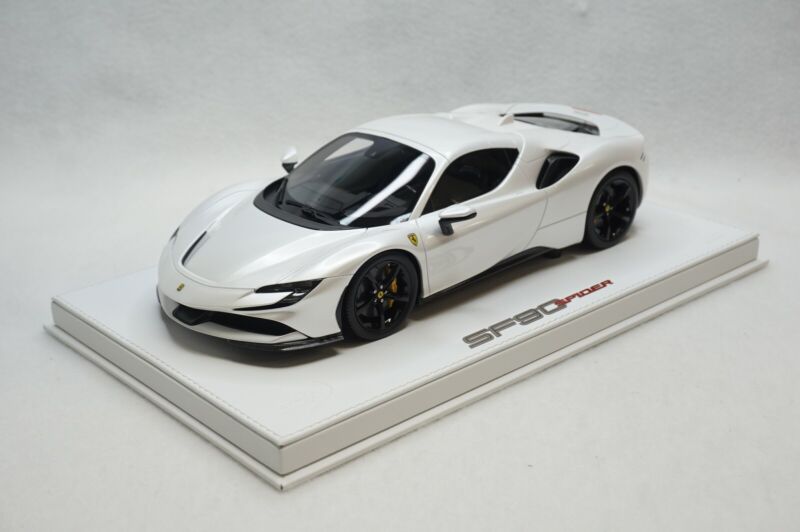 1/18 BBR FERRARI SF90 SPIDER/CLOSED FUJI WHITE DELUXE WHITE LEATHER limited 15pcs