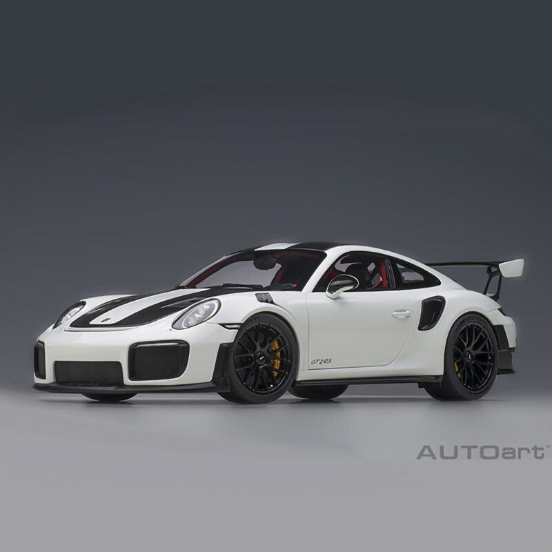 1:18 Porsche 911 GT2 RS 9912 Weissach Package by AUTOart in White 78171