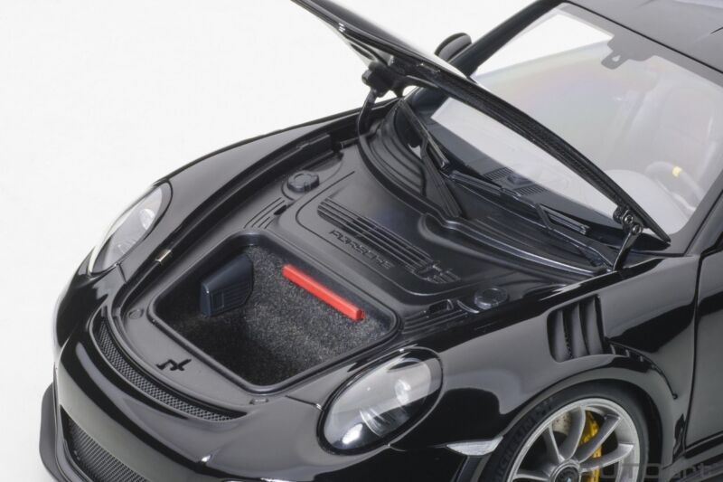 PORSCHE 911 CARRERA GT3 RS (991) GLOSS BLACK SILVER WHEELS 1:18 AUTOART 78164