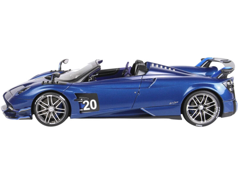 BBR 1/18 PAGANI HUAYRA ROADSTER BC CARBON BLUE & DISPLAY CASE P18159B