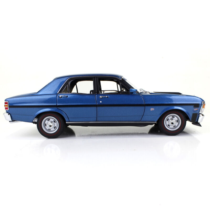 1/18 Classic Carlectables XW Ford Falcon Phase II GTHO Super Roo Starlight Blue