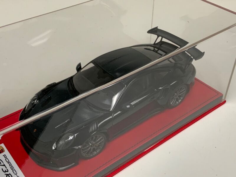 1/18 Minichamps Porsche 911 "991.2" GT3 RS Black Titanium Wheels leather base $464.95 ModelCarsHub