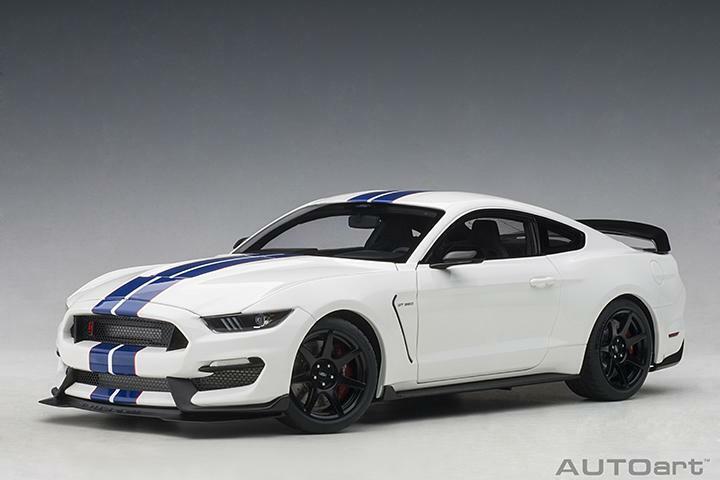 1/18 AutoArt Ford Mustang Shelby GT-350 R in White Blue Stripe KK 72931 Vehicle Make: Ford Model: Ford Mustang Shelby GT350R Material: Diecast Theme: Super cars Scale: 1:18 Series: Street Color: White Vehicle Type: Race Car Type: Street Brand: AUTOart ${s