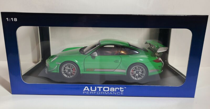 AUTOart PORSCHE 911 997 GT3 RS 4.0 GREEN NIB LE 1:18 SCALE 78149