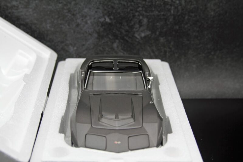 AUTOart 1970 Chevy Corvette Laguna Gray Metallic Millennium Collection 1:18