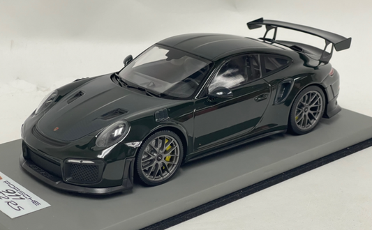 1/18 Minichamps Porsche 911 "991.2" GT2 RS Green / Titanium Wheels leather AB027 $464.95 ModelCarsHub