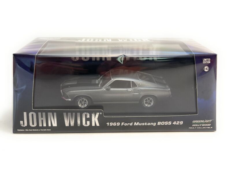 GREENLIGHT 1:43 1969 GRAY FORD MUSTANG BOSS 429 "JOHN WICK" W/CASE MODEL 86540