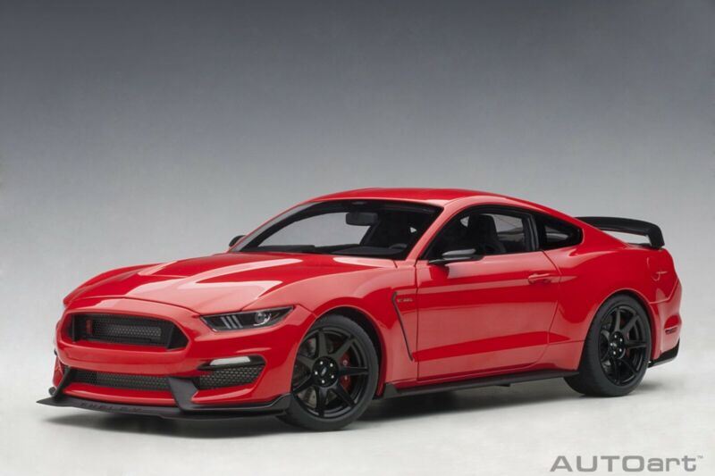 1/18 Autoart Ford Mustang Shelby GT-350R Race Red