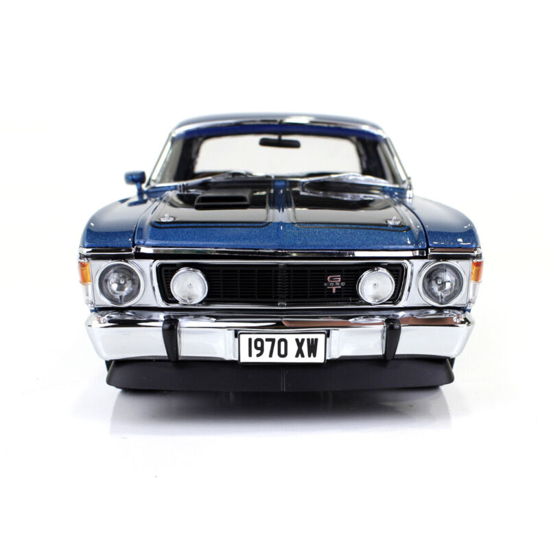 1/18 Classic Carlectables XW Ford Falcon Phase II GTHO Super Roo Starlight Blue