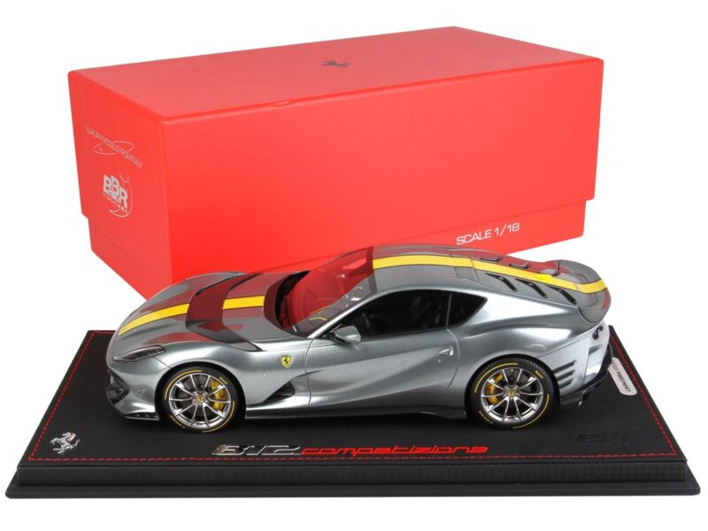 BBR 1/18 FERRARI 812 COMPETIZIONE GRAY & DISPLAY CASE