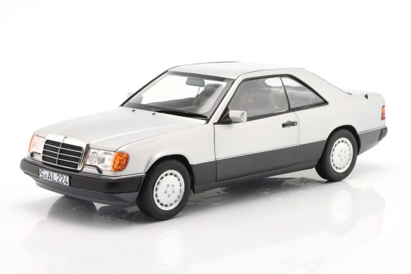 MERCEDES-BENZ 300 CE-24 Coupe 1990 Silver - 1/18 - NOREV