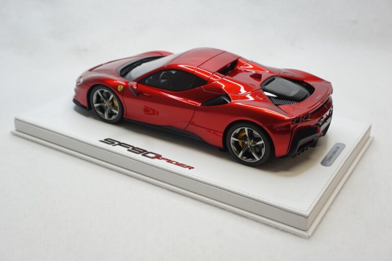 1/18 BBR FERRARI SF90 SPIDER CLOSED ROSSO FUOCCO DELUXE WHITE LEATHER limited 5pcs