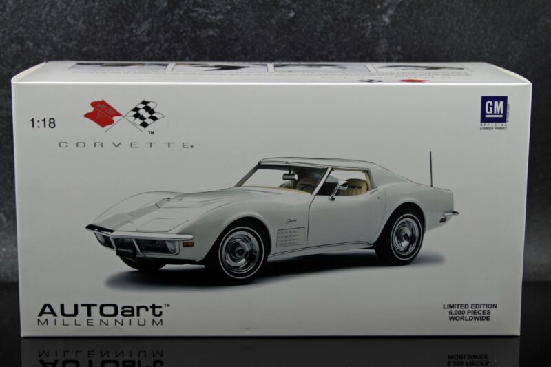 AUTOart 1970 Chevy Corvette Classic White Millennium Collection 1:18