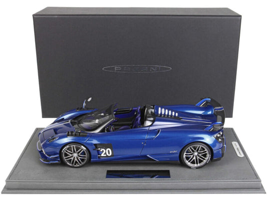 BBR 1/18 PAGANI HUAYRA ROADSTER BC CARBON BLUE & DISPLAY CASE P18159B