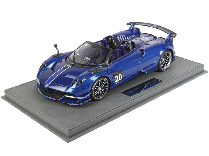 BBR 1/18 PAGANI HUAYRA ROADSTER BC CARBON BLUE & DISPLAY CASE P18159B