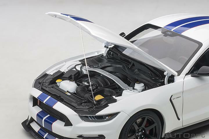 1/18 AutoArt Ford Mustang Shelby GT-350 R in White Blue Stripe KK 72931 Vehicle Make: Ford Model: Ford Mustang Shelby GT350R Material: Diecast Theme: Super cars Scale: 1:18 Series: Street Color: White Vehicle Type: Race Car Type: Street Brand: AUTOart ${s