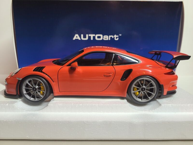 AUTOart PORSCHE 911 991 GT3 RS LAVA ORANGE/DARK GREY WHEELS NIB LE 1:18 SCALE...