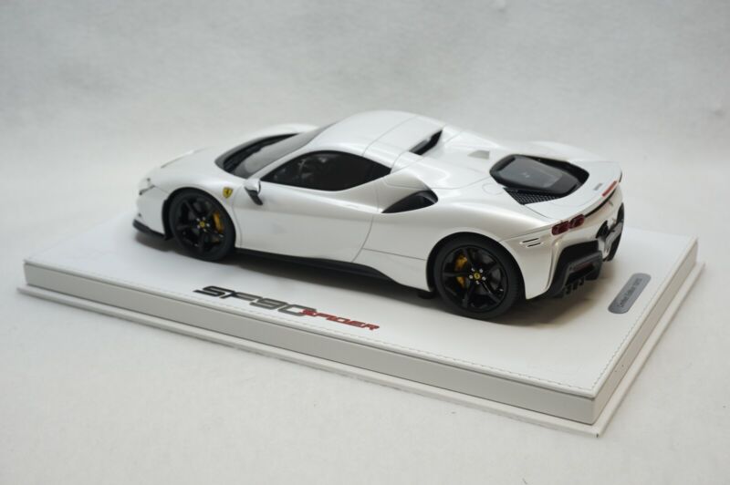 1/18 BBR FERRARI SF90 SPIDER/CLOSED FUJI WHITE DELUXE WHITE LEATHER limited 15pcs