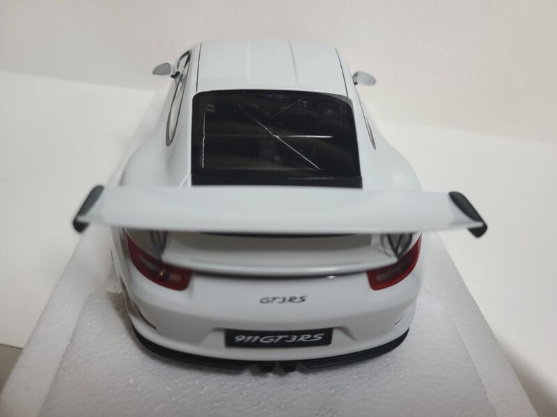 AUTOart PORSCHE 911 991 GT3 RS WHITE/DARK GREY WHEELS LE NIB 1:18 SCALE 78166