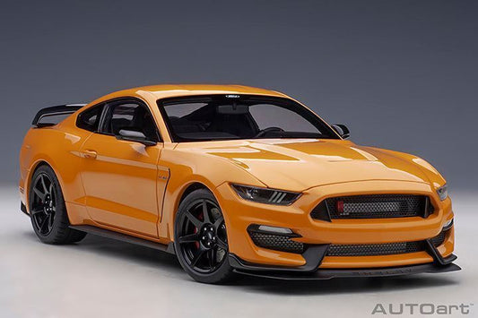 1:18 AUTOart Ford Shelby Mustang GT-350R Fury Orange